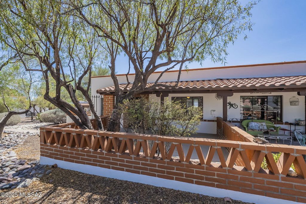 221 S Paseo Tierra Apt A, Green Valley, AZ 85614