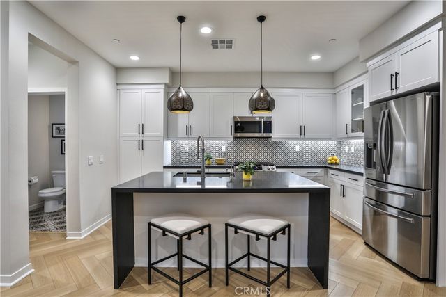 1419 N Indian Hill Boulevard, Claremont, CA 91711