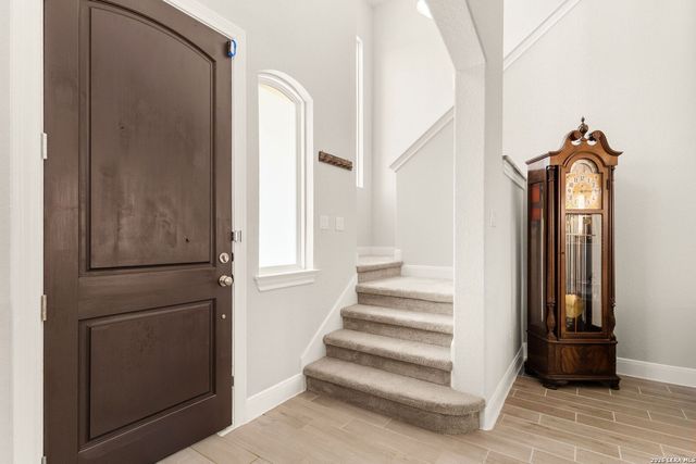 257 Club View East, Seguin, TX 78155