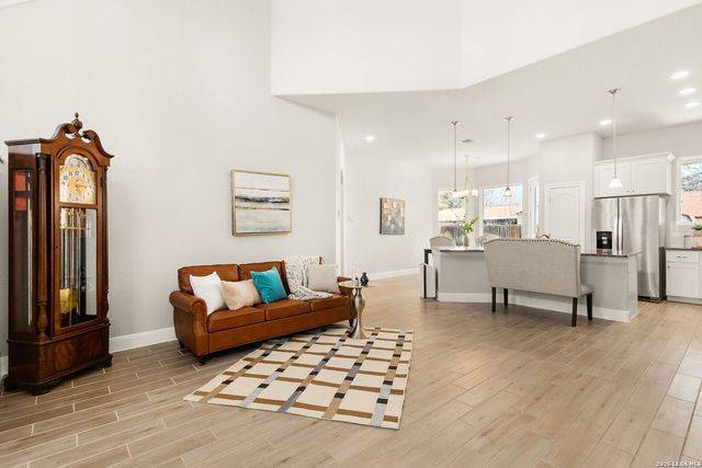 257 Club View East, Seguin, TX 78155