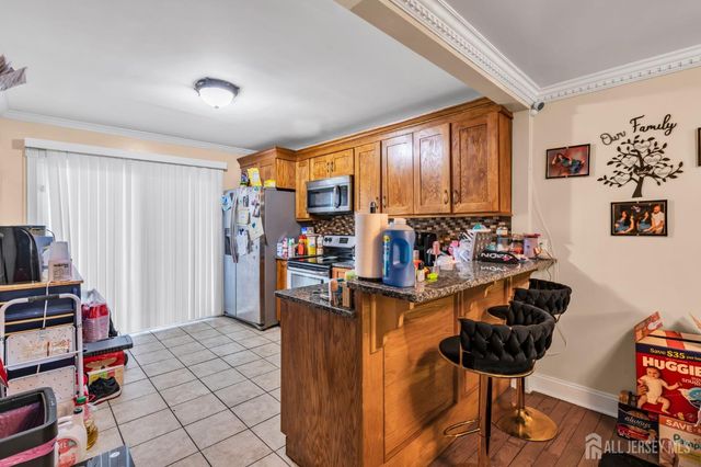 528 High Street, Perth Amboy, NJ 08861