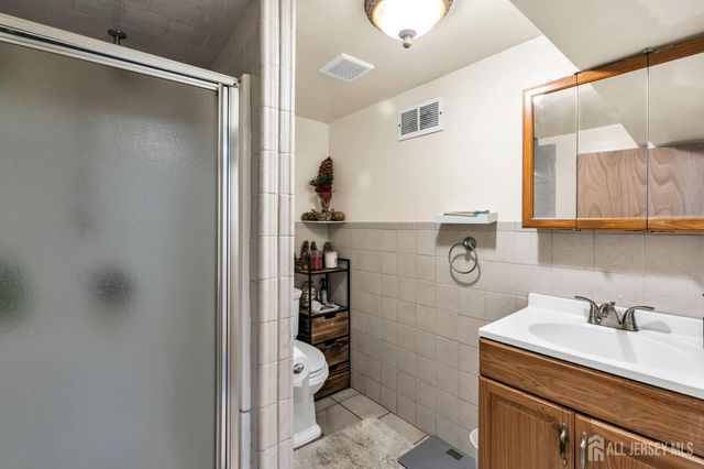 528 High Street, Perth Amboy, NJ 08861