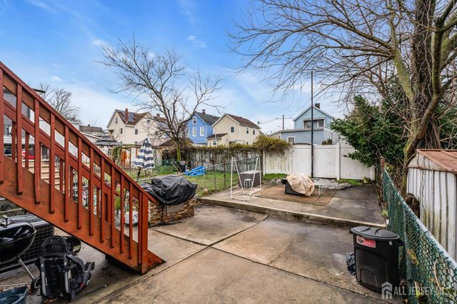 528 High Street, Perth Amboy, NJ 08861