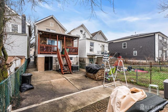 528 High Street, Perth Amboy, NJ 08861