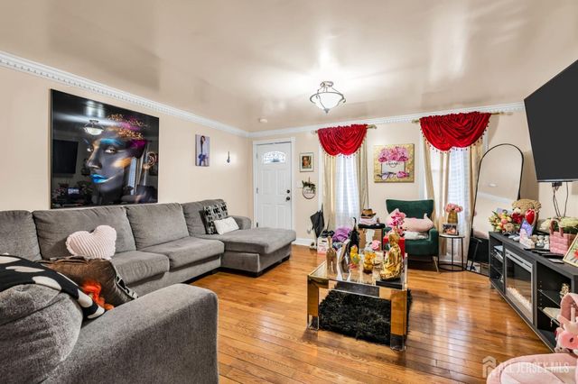 528 High Street, Perth Amboy, NJ 08861