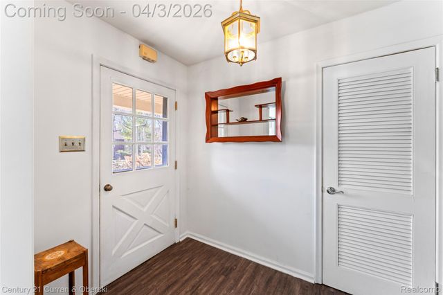 5816 Darbwood Lane, West Bloomfield Charter Township, MI 48324