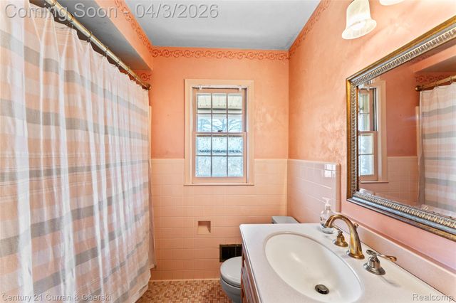 5816 Darbwood Lane, West Bloomfield Charter Township, MI 48324