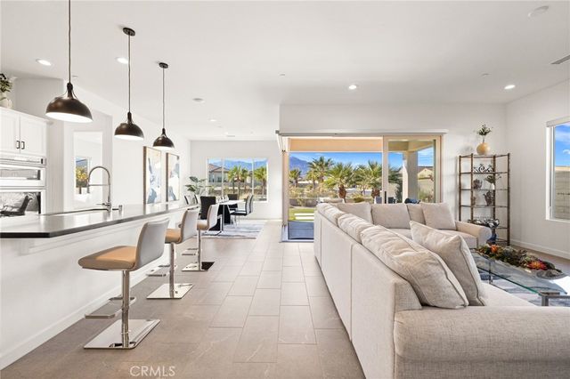 11 Chablis, Rancho Mirage, CA 92270