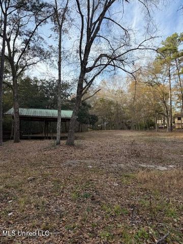 2498 Bayou Oaks Street, Gautier, MS 39553