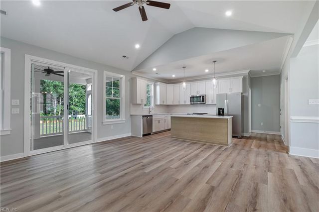 191 Courtney LN, Dutton, VA 23050