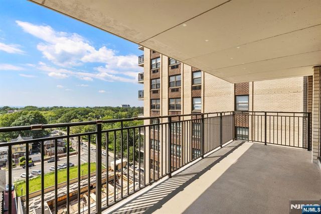 7855 Boulevard East 12F, North Bergen, NJ 07047