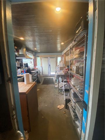 313 Reynolds Street, Brunswick, GA 31520