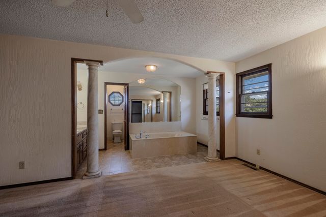 1520 S Devon Road, Springfield, MO 65809