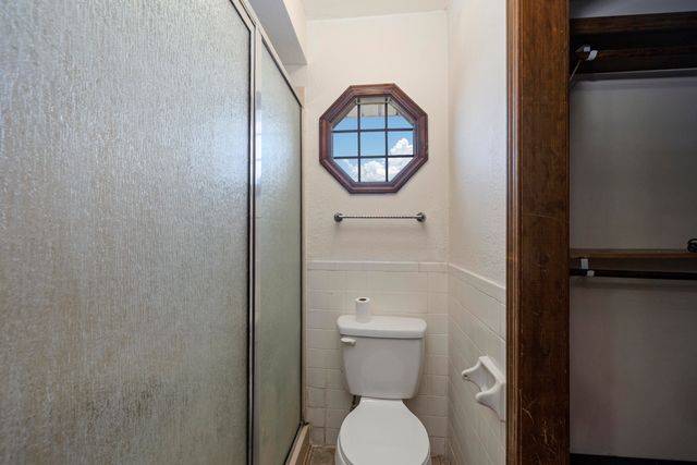 1520 S Devon Road, Springfield, MO 65809