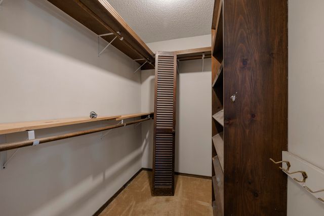 1520 S Devon Road, Springfield, MO 65809