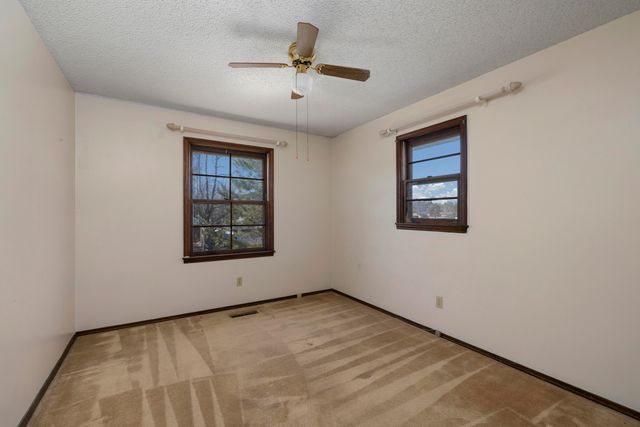 1520 S Devon Road, Springfield, MO 65809