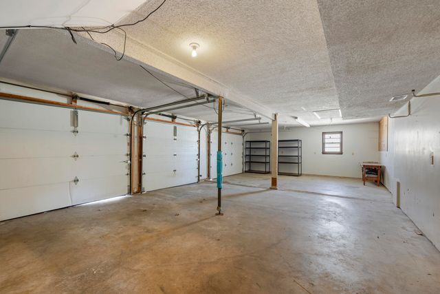 1520 S Devon Road, Springfield, MO 65809