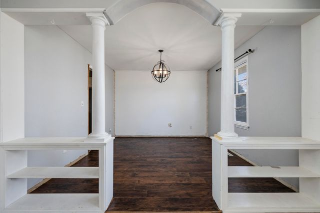 1520 S Devon Road, Springfield, MO 65809