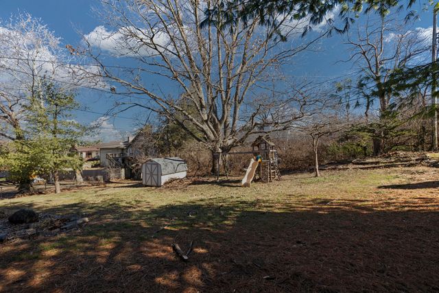 1520 S Devon Road, Springfield, MO 65809