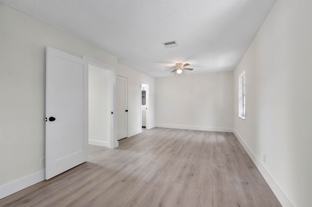 6561 Boulevard Of Champions, North Lauderdale, FL 33068
