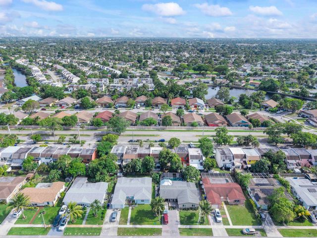 6561 Boulevard Of Champions, North Lauderdale, FL 33068