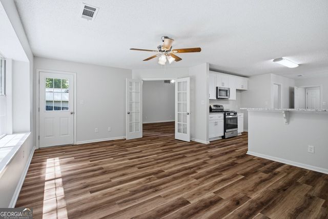 208 Eagle Way, Stockbridge, GA 30281