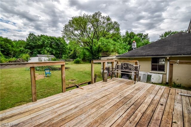 4090 N Leavitt Road NW, Warren, OH 44485