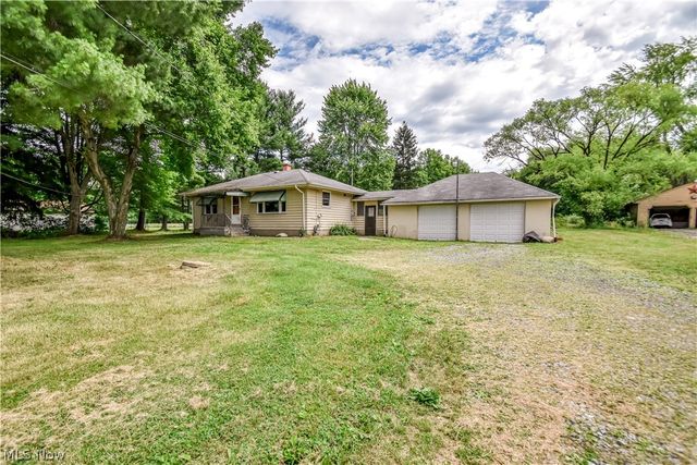 4090 N Leavitt Road NW, Warren, OH 44485