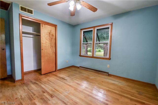 4090 N Leavitt Road NW, Warren, OH 44485