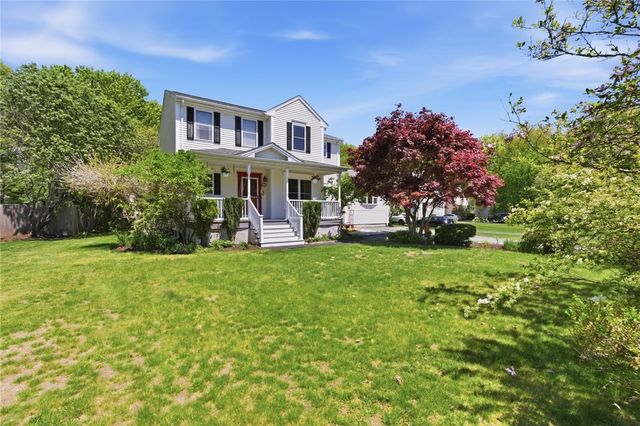 57 Hunters Crossing Drive, Coventry, RI 02816