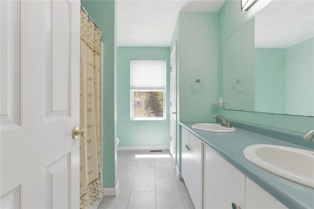 57 Hunters Crossing Drive, Coventry, RI 02816