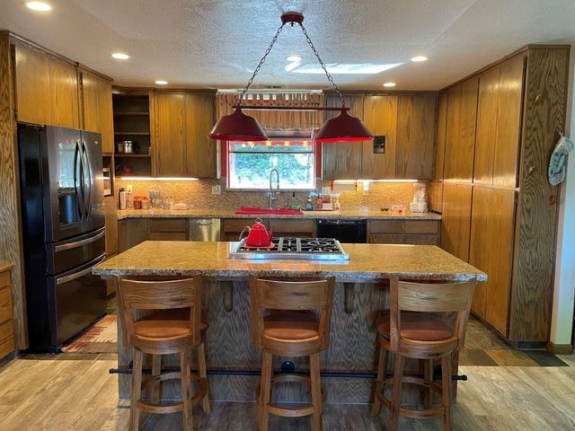 13530 Joshua Way, Sonora, CA 95370