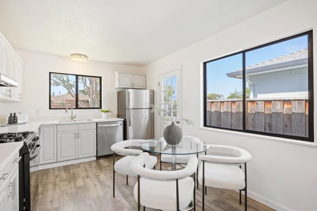 277 E Ferndale Avenue, Sunnyvale, CA 94085