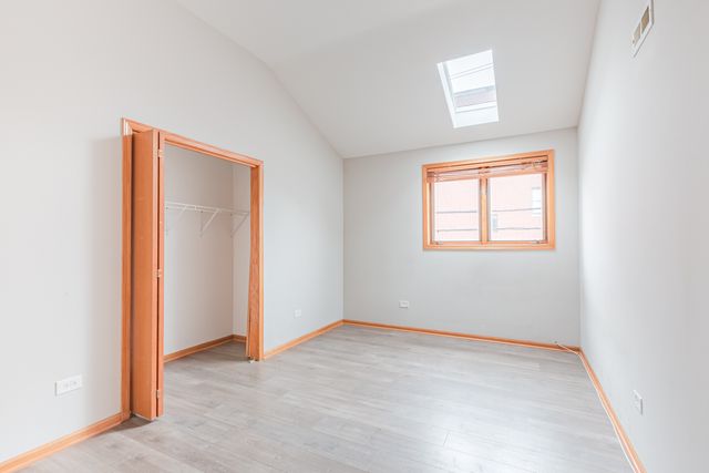 2413 W Taylor Street 3, Chicago, IL 60612