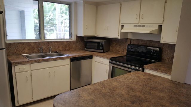 1132 SW 3rd Street, Boca Raton, FL 33486