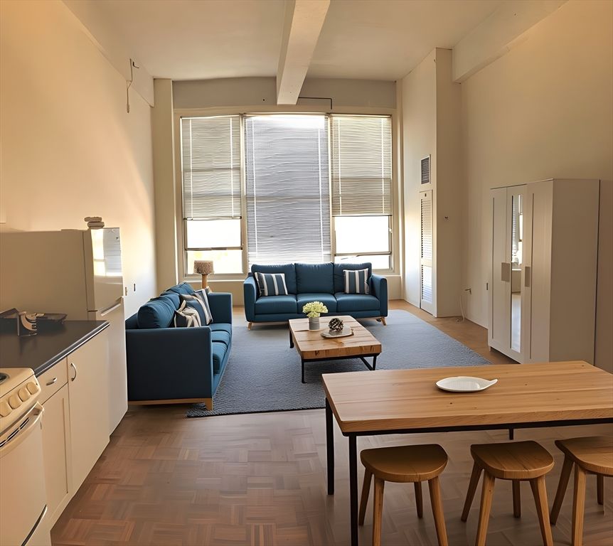 61 Brookline Avenue 311, Boston, MA 02215