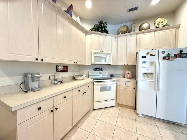 3539 MAPLE RIDGE LOOP, Kissimmee, FL 34741