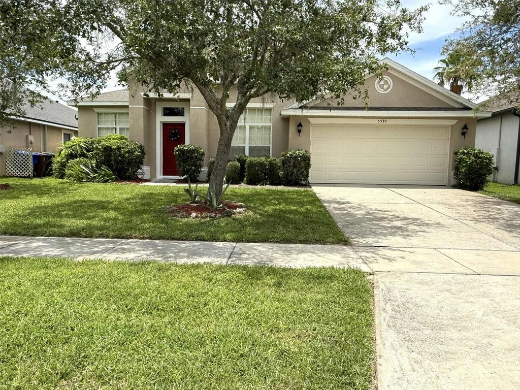Image 2 of property listing at 3539 MAPLE RIDGE LOOP, Kissimmee, FL 34741