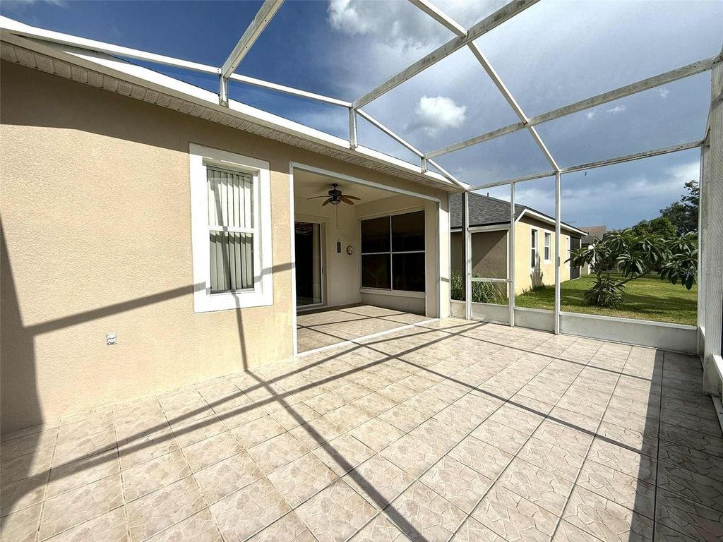 Image 21 of property listing at 3539 MAPLE RIDGE LOOP, Kissimmee, FL 34741