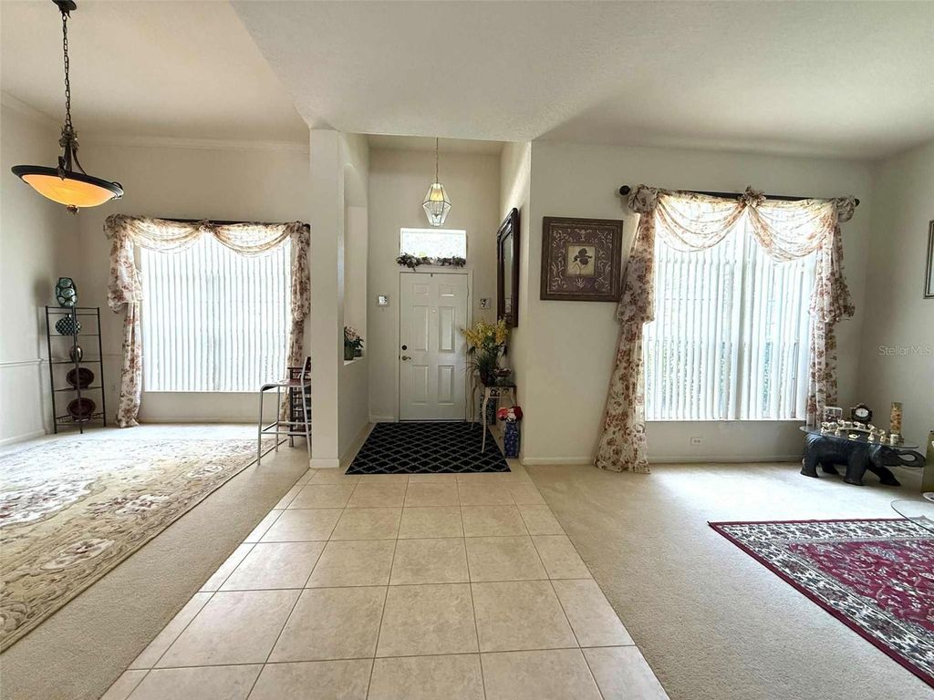 Image 4 of property listing at 3539 MAPLE RIDGE LOOP, Kissimmee, FL 34741