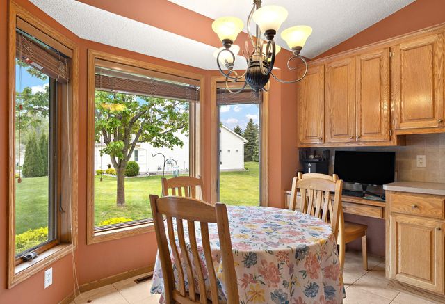 14943 Hillside Circle NW, Prior Lake, MN 55372
