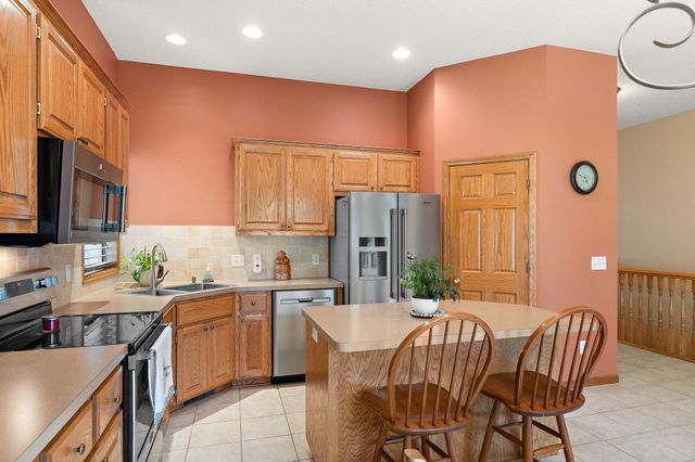 14943 Hillside Circle NW, Prior Lake, MN 55372