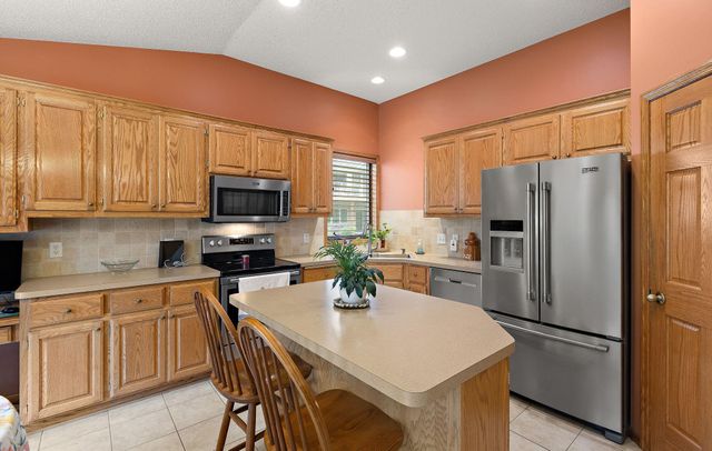 14943 Hillside Circle NW, Prior Lake, MN 55372