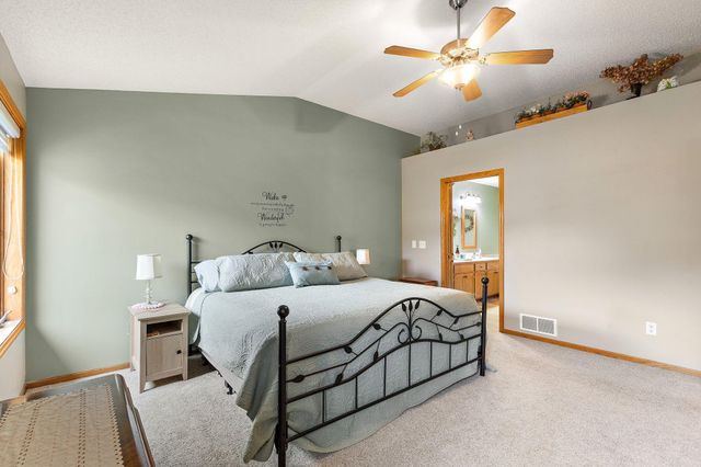 14943 Hillside Circle NW, Prior Lake, MN 55372