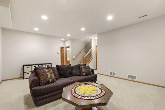 14943 Hillside Circle NW, Prior Lake, MN 55372