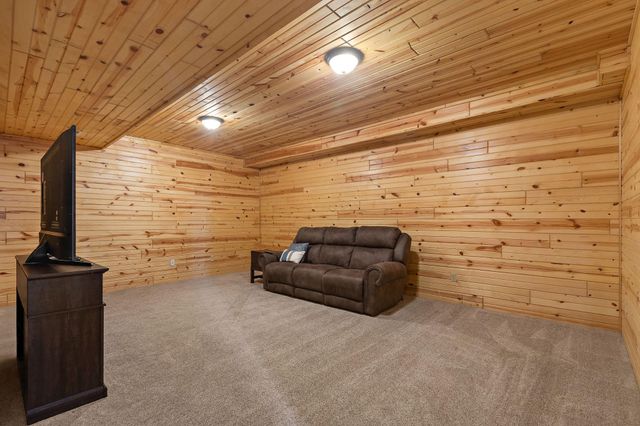 14943 Hillside Circle NW, Prior Lake, MN 55372