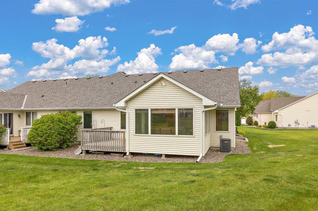 14943 Hillside Circle NW, Prior Lake, MN 55372