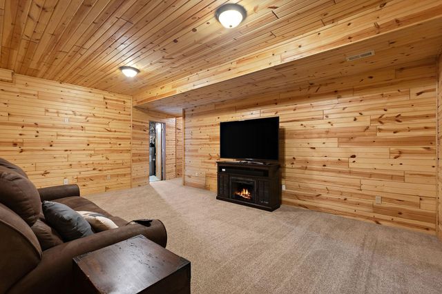 14943 Hillside Circle NW, Prior Lake, MN 55372