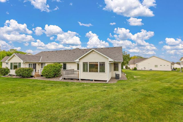 14943 Hillside Circle NW, Prior Lake, MN 55372
