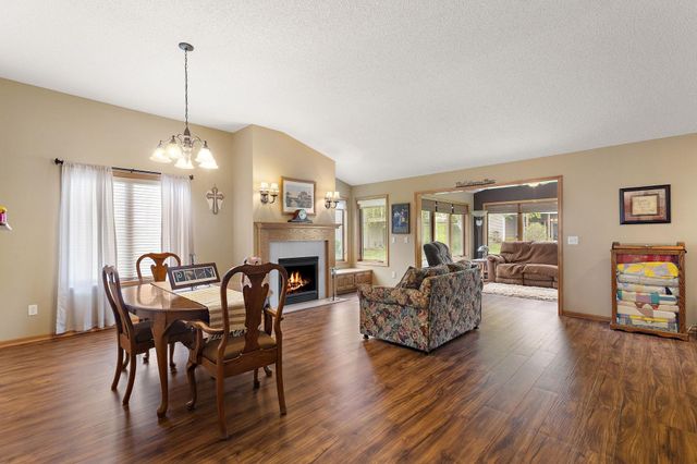 14943 Hillside Circle NW, Prior Lake, MN 55372